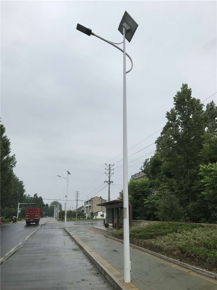 湖北孝感朱湖农场锂电池太阳能路灯