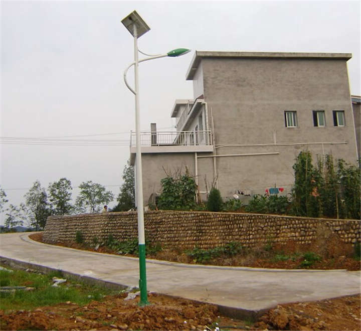 广西柳州太阳能路灯案例