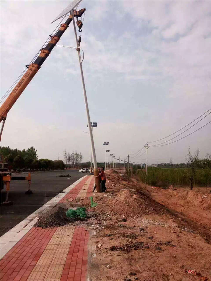 青海西宁太阳能路灯案例